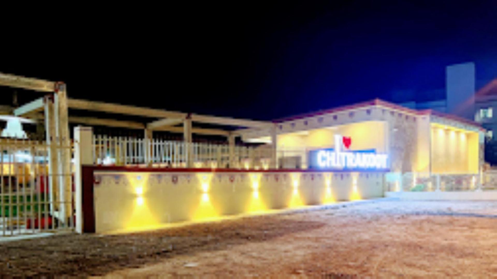 Hotel Parth Sitapur Muafi Exterior foto